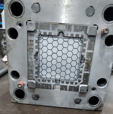 Kalite  General Purpose Injection Molding System with LKM Mold Base Grinding Machining Fabrika