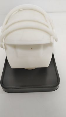 Cold Runner OEM Özel Plastik Parçalar Küçük Abs Splicing Kask